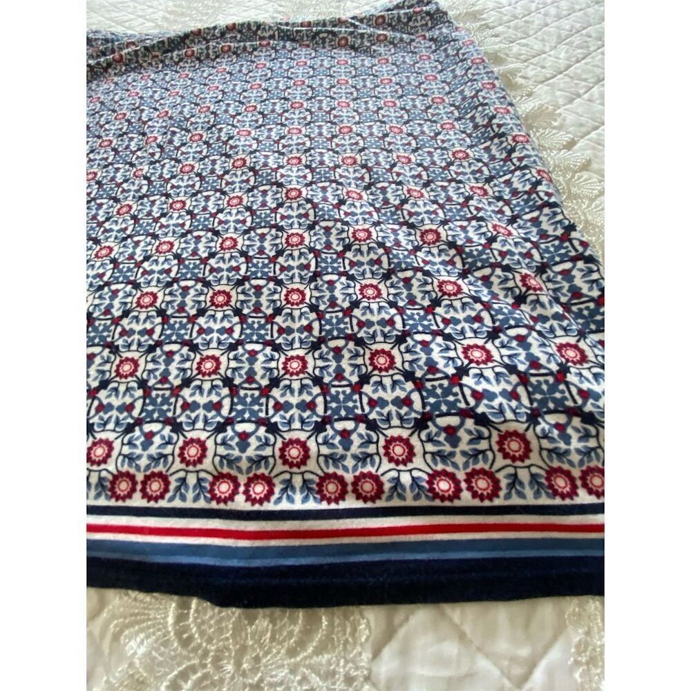 Max Studio Knee Length Skirt Blue, Navy and Red Geometric Print Size Medium - Picture 8 of 12